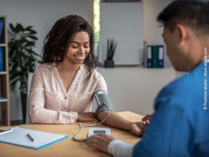 Gesundheitscheck wird durchgeführt.