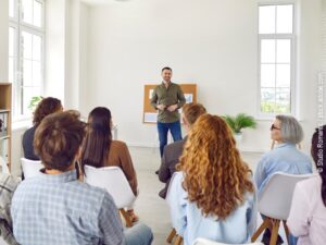 Schulungen und Weiterbildungen für Mitarbeitende